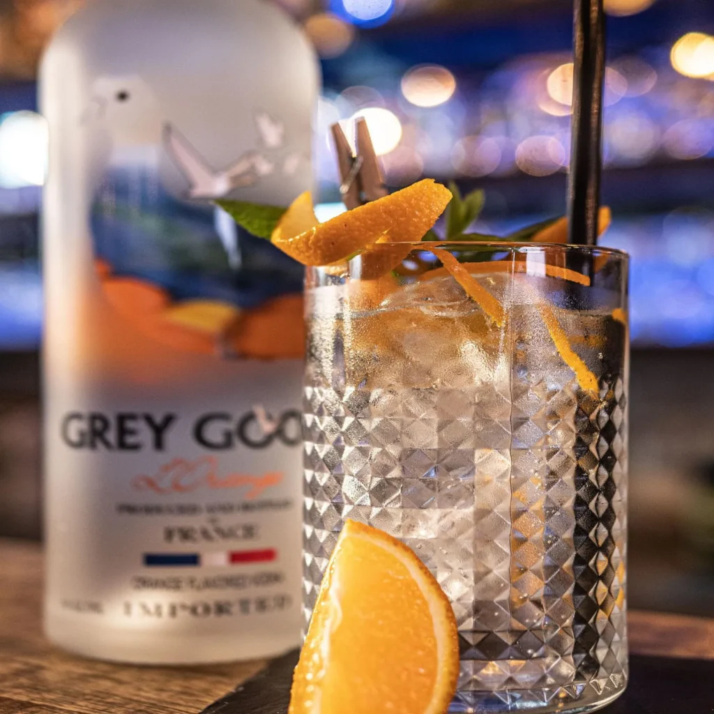 Cocktail atmosphere at Escobar Bálna bar in Budapest